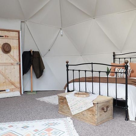 Luxury Dome With Private Wood-Fired Hot Tub Hotel Oxford Exterior photo