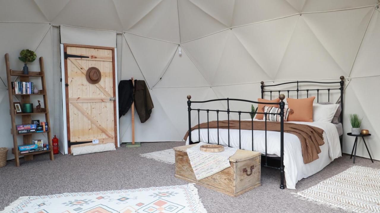 Luxury Dome With Private Wood-Fired Hot Tub Hotel Oxford Exterior photo
